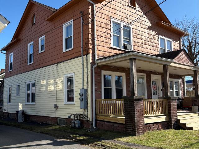 House for sale in Cuddebackville, New York