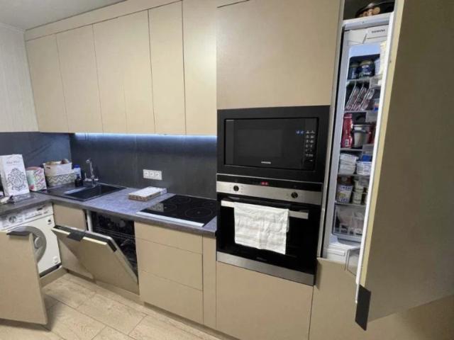 Квартира продажа в Великодолинском, Днепропетровской области