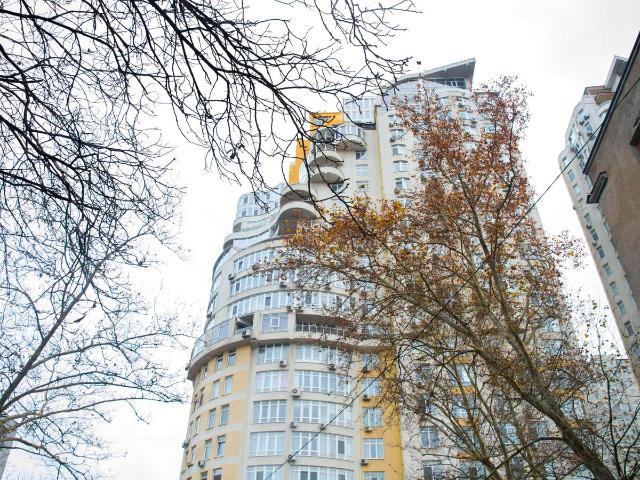 Квартира продажа в Великодолинском, Днепропетровской области