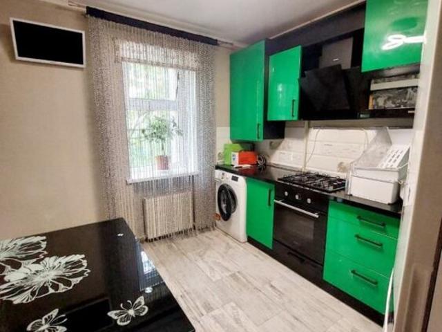 Квартира продажа в Великодолинском, Днепропетровской области