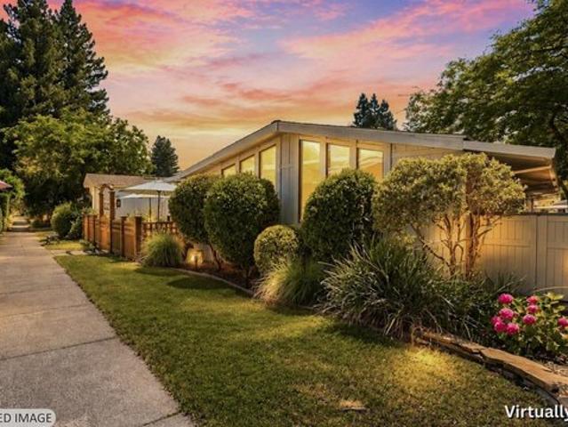 House for sale in Saint Helena, California