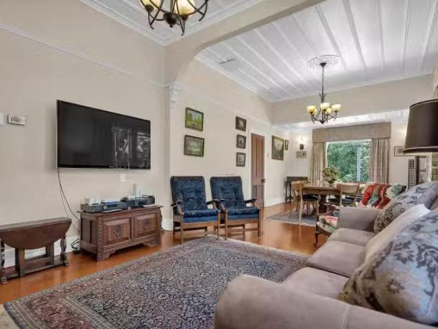 House for sale in Wairau Valley