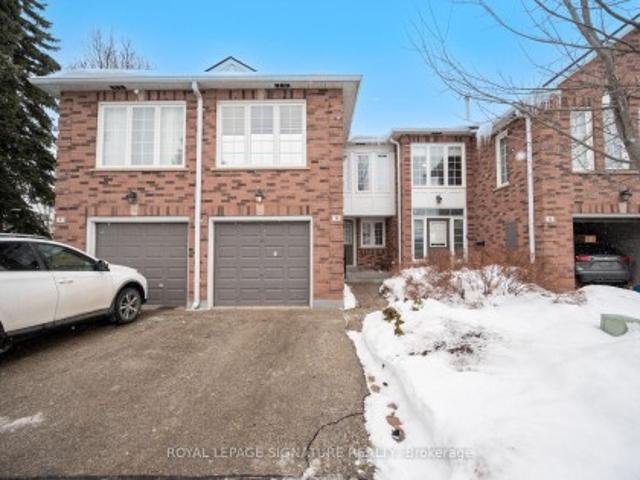 Townhouse for sale in Georgina, Ontario