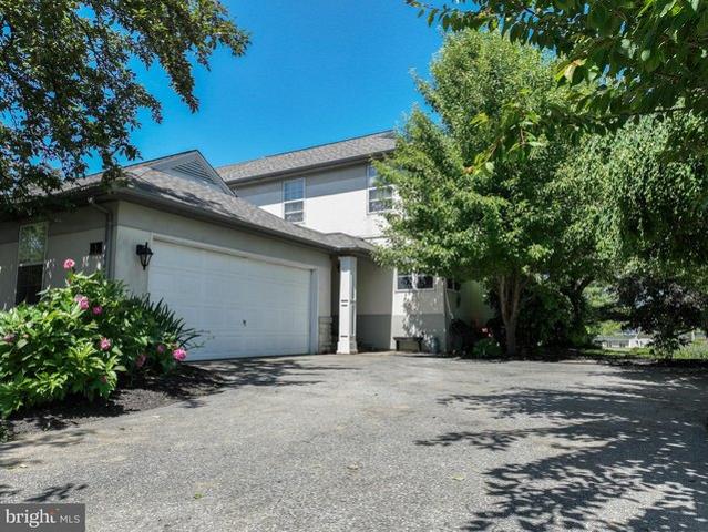 Townhouse for sale in Millersville, Pennsylvania