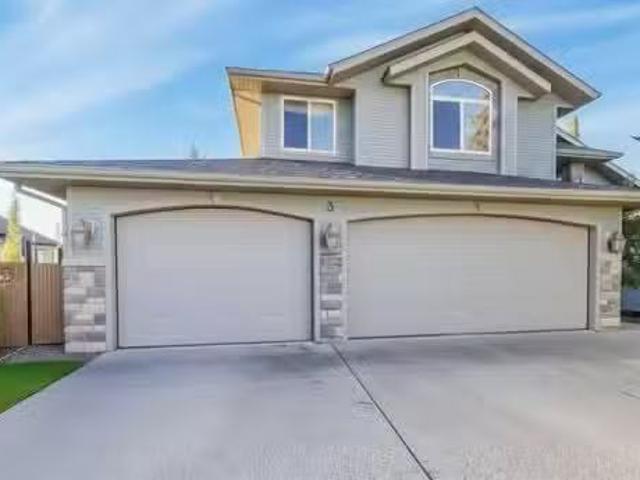 House for sale in Sylvan Lake, Alberta