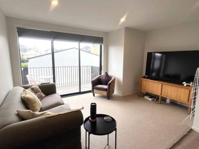 Townhouse for rent in Arataki, Bayfair