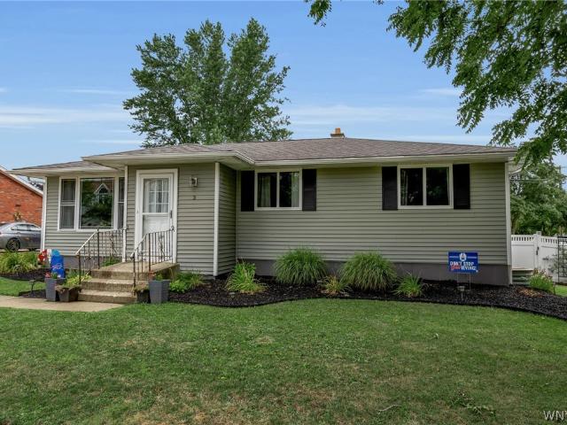 House for sale in Bowmansville, New York