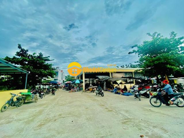 Mặt bằng bán