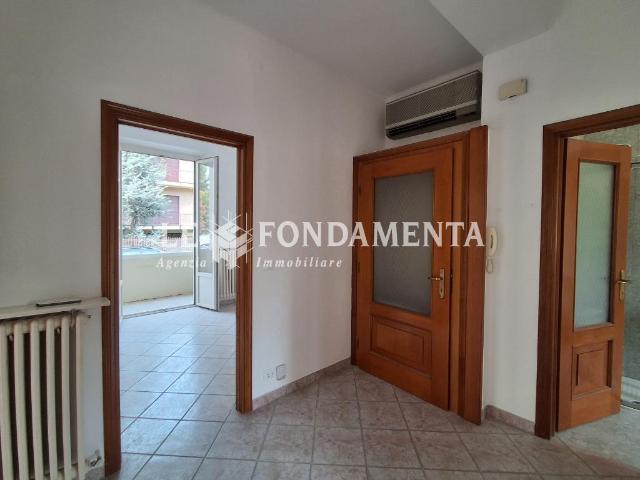 Villa Indipendente in affitto a Cingia De' Botti, Lombardia