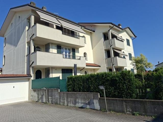 Appartamento in vendita a Rivolta D'adda, Lombardia