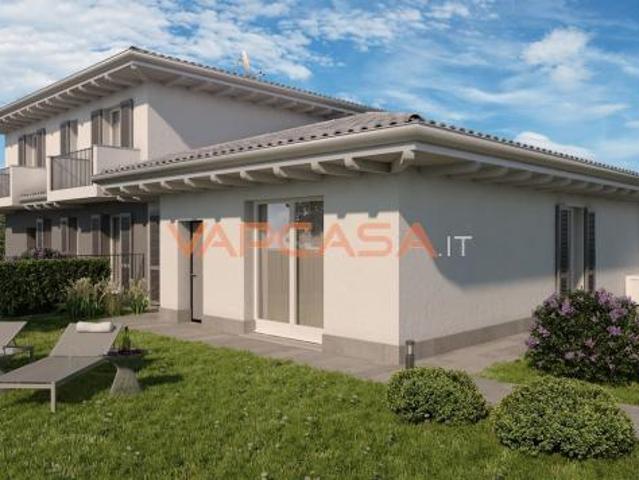 Villa Indipendente in vendita a Romano di Lombardia, Bergamo