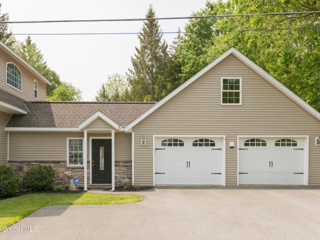 House for sale in West Sand Lake