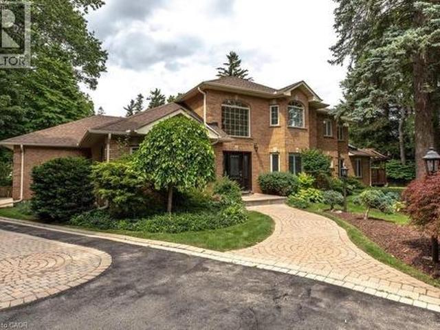 House for sale in Ancaster, Ontario