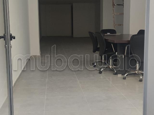 Local commercial location à Anfa, Gharb-Chrarda-Beni Hssen