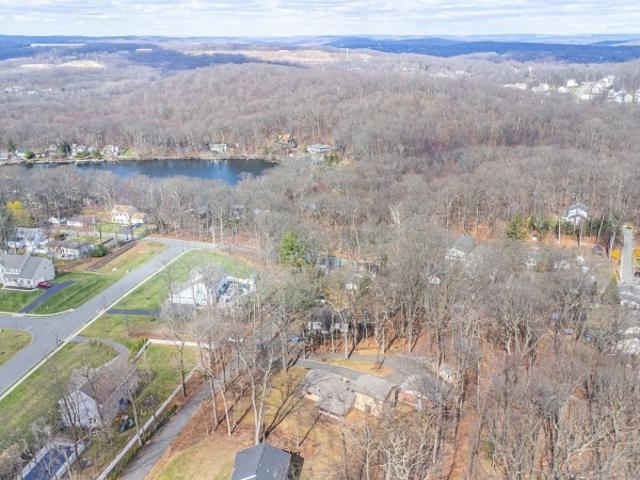 House for sale in Landing, New Jersey