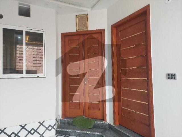 House for sale in Faisalabad, Islamabad Capital Territory