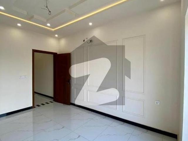 House for sale in Faisalabad, Islamabad Capital Territory