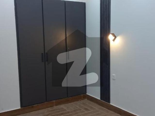 House for sale in Faisalabad, Islamabad Capital Territory