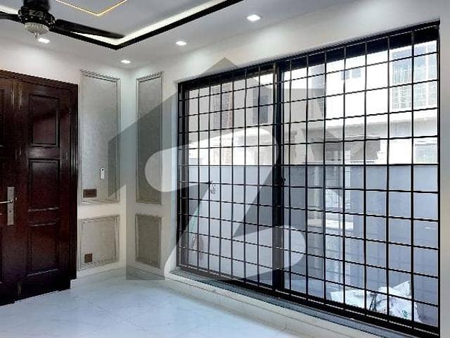 Building for sale in Rawalpindi, Islamabad Capital Territory