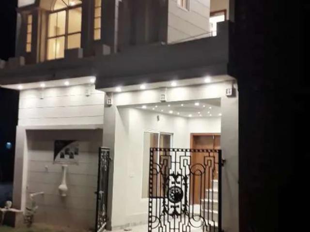 House for sale in Faisalabad, Islamabad Capital Territory