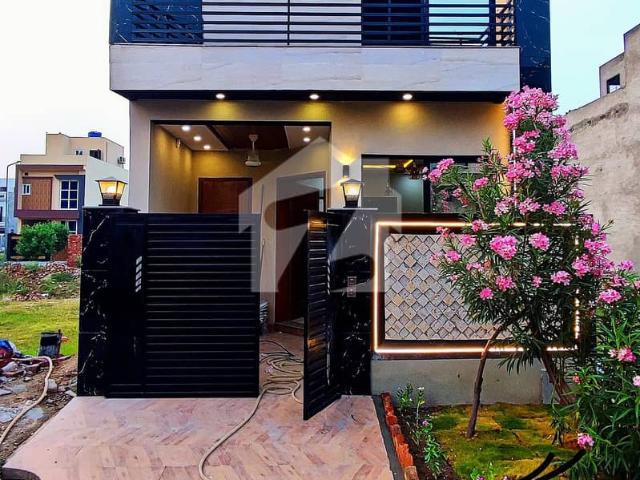 House for sale in لاہور, لاہور ڈویژن