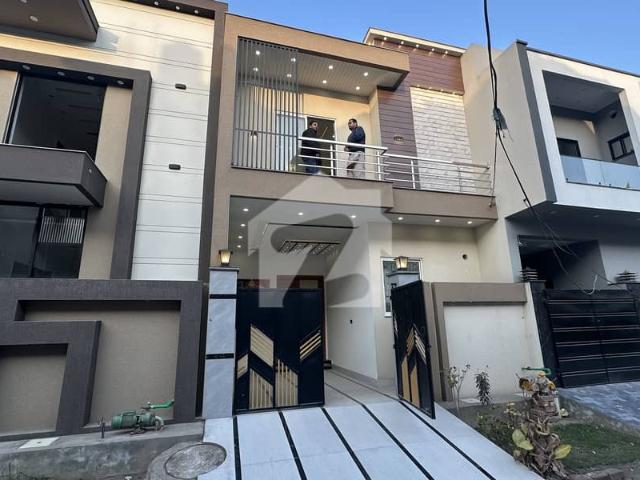House for sale in Faisalabad, Islamabad Capital Territory