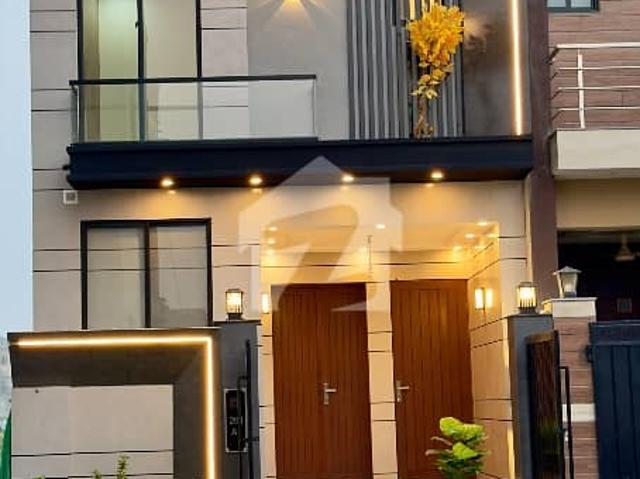House for sale in لاہور, لاہور ڈویژن