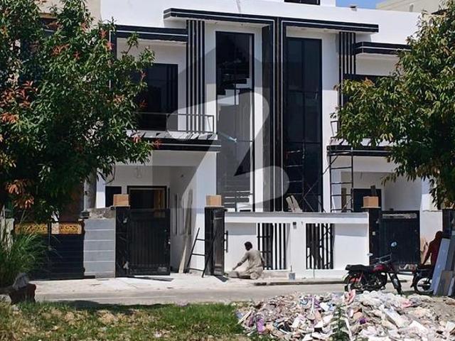 House for sale in Sarai Alamgir, Islamabad Capital Territory