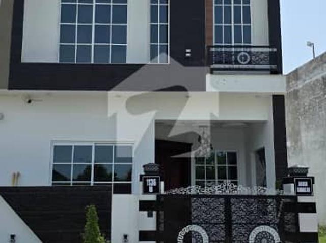 House for sale in گجرات ڈویژن, پنجاب