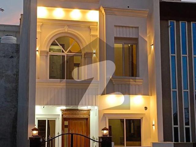 House for sale in Sarai Alamgir, Islamabad Capital Territory