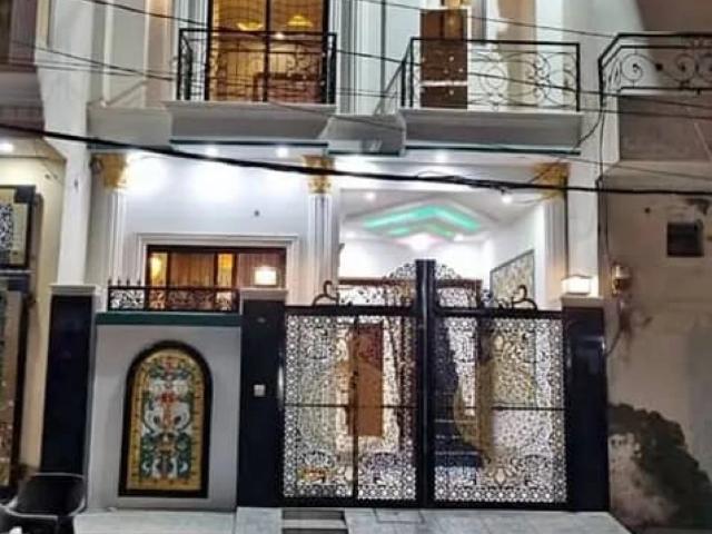 House for sale in گوپی روئے, لاہور ڈویژن