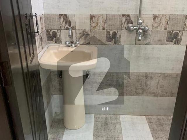 House for sale in تحصیل فیصل آباد شہر, فیصل آباد ڈویژن
