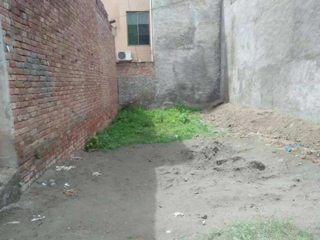 Land for sale in Lahore