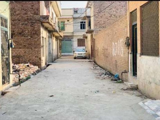 Land for sale in Peshawar, North West Frontier Province