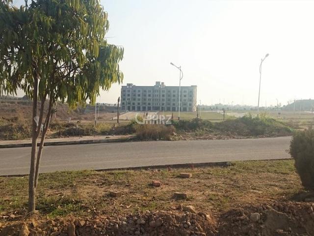 Land for sale in Lahore