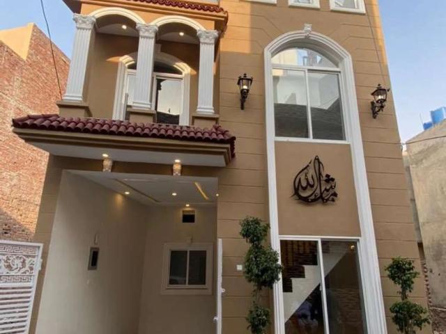 House for sale in 72 MB Floor Zainab tower, Link road, Model town, Lahore, Punjab, Pakistan, Model Town