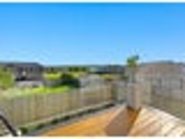 Townhouse for sale in Howick, Oroua County