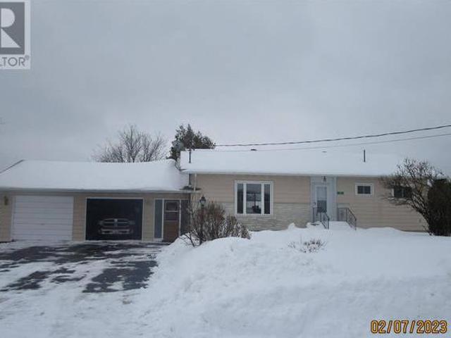 House for sale in Sault Sainte Marie, Ontario