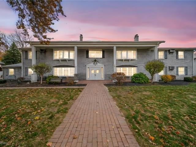 Condo for sale in Mentor, Lake County