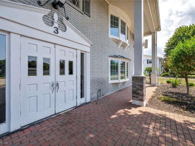 Condo for sale in Mentor, Ohio