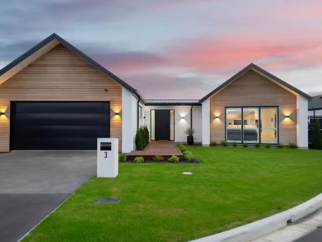 House for sale in Casebrook, Canterbury