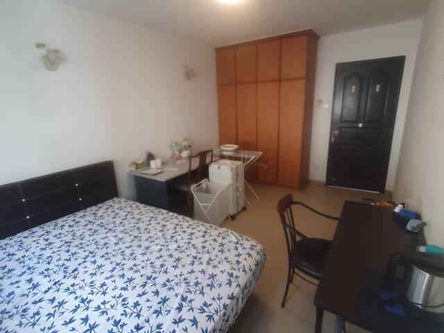 Room for rent