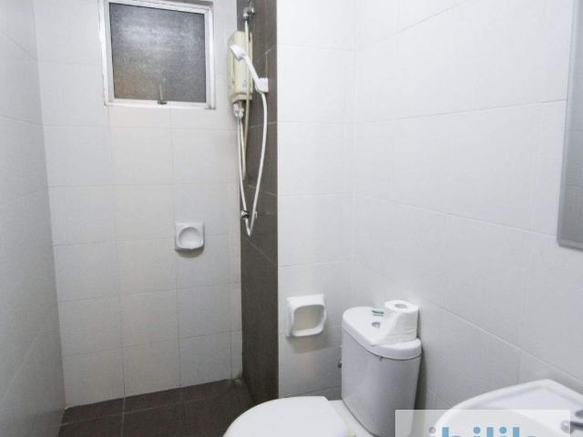Room for rent in Petaling, Damansara Damai