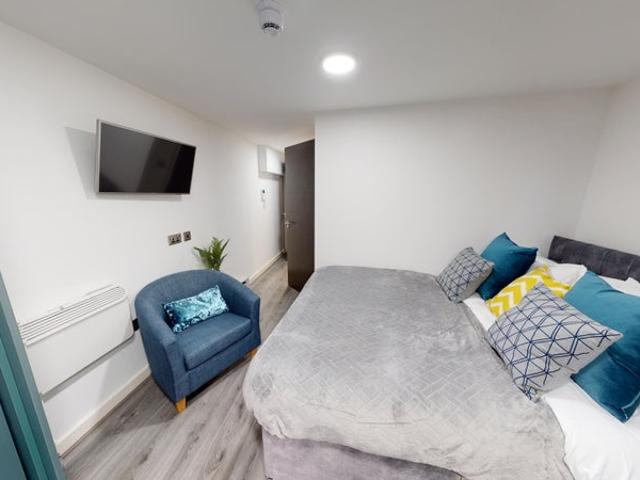 Apartment for rent in Calderstones