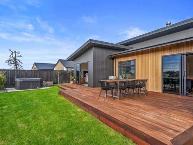 House for sale in Cable Bay, Nelson Bays