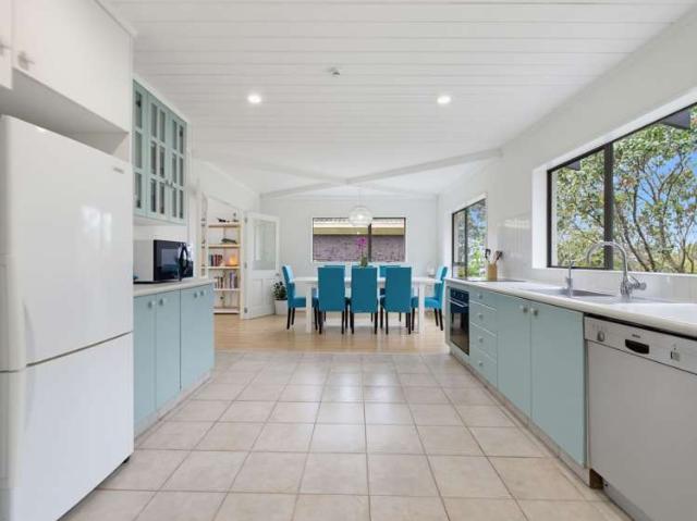 House for sale in Glenfield, Kaipātiki