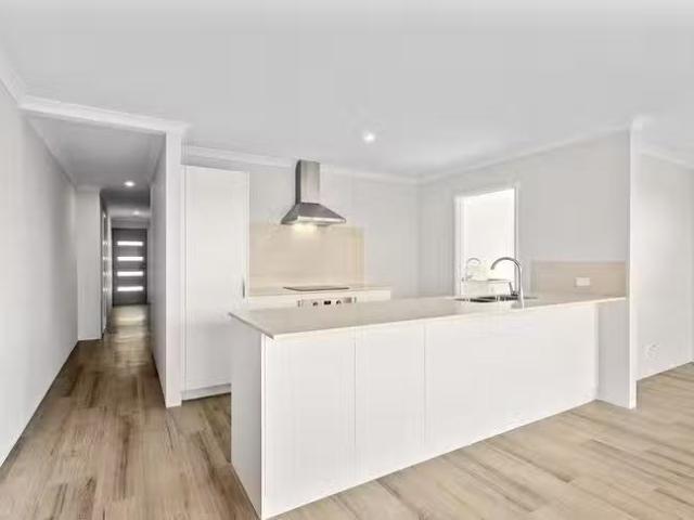 House for rent in Ravenswood