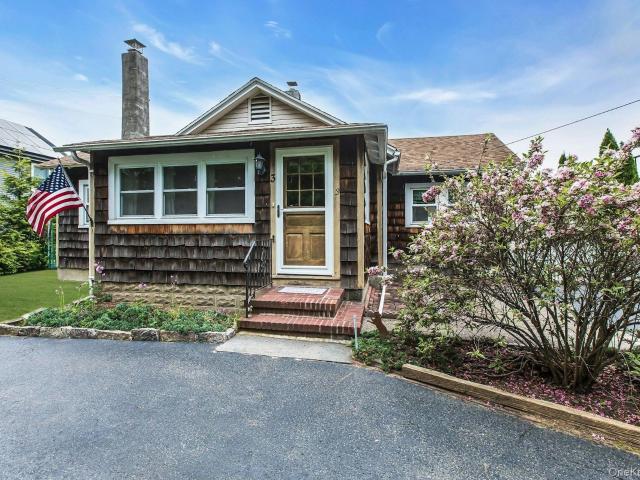 House for sale in Bohemia, New York