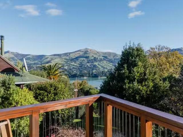 House for sale in Little Akaloa, Canterbury