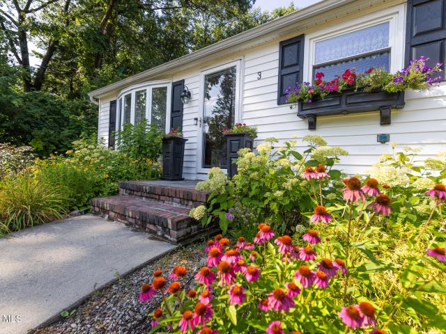 House for sale in Saratoga, New York